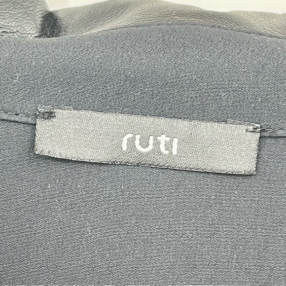 Ruti XL High-Low faux leather Button Up 0990 Top Blouse Black sheer lagenlook - Picture 7 of 12